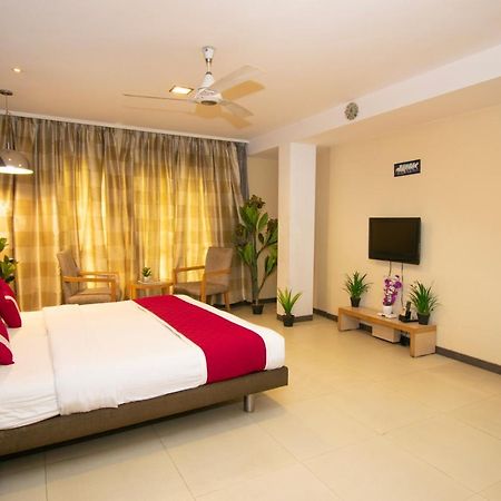 Octave Koregaon Park Pune Exterior photo
