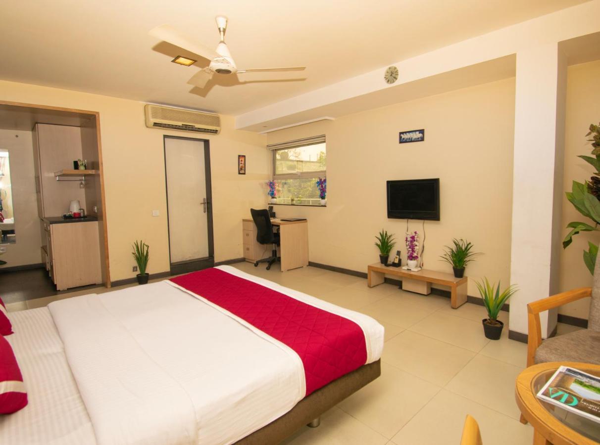 Octave Koregaon Park Pune Exterior photo
