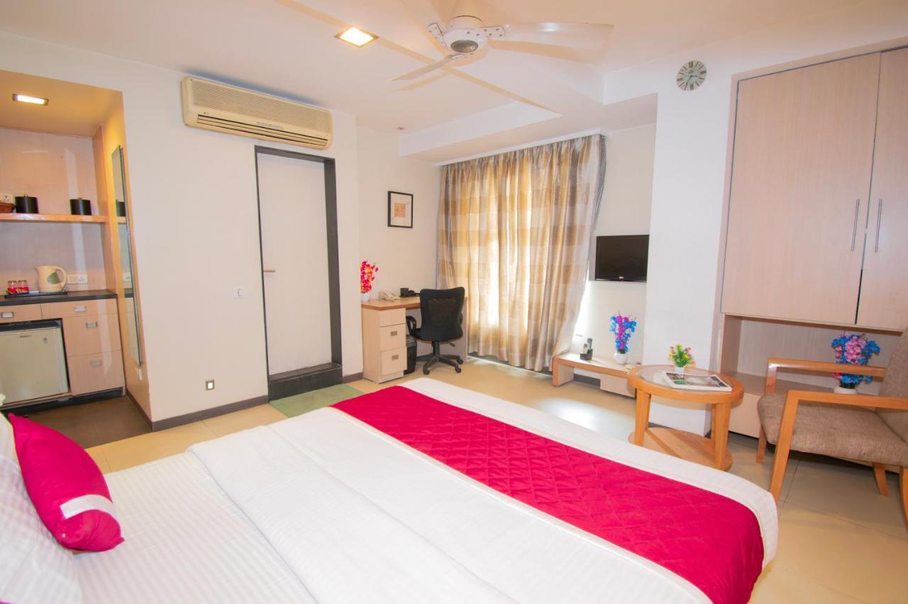 Octave Koregaon Park Pune Exterior photo
