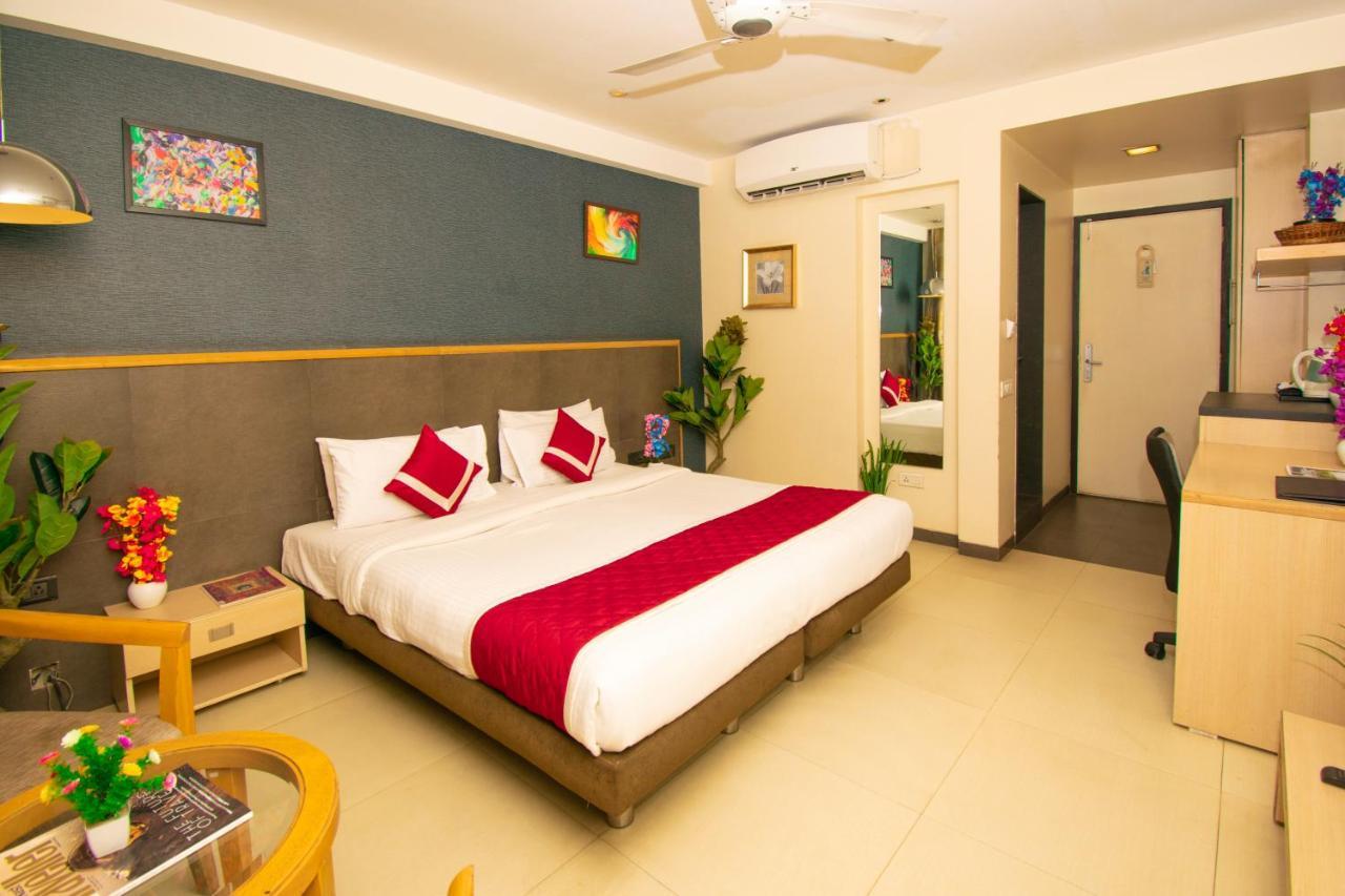 Octave Koregaon Park Pune Exterior photo
