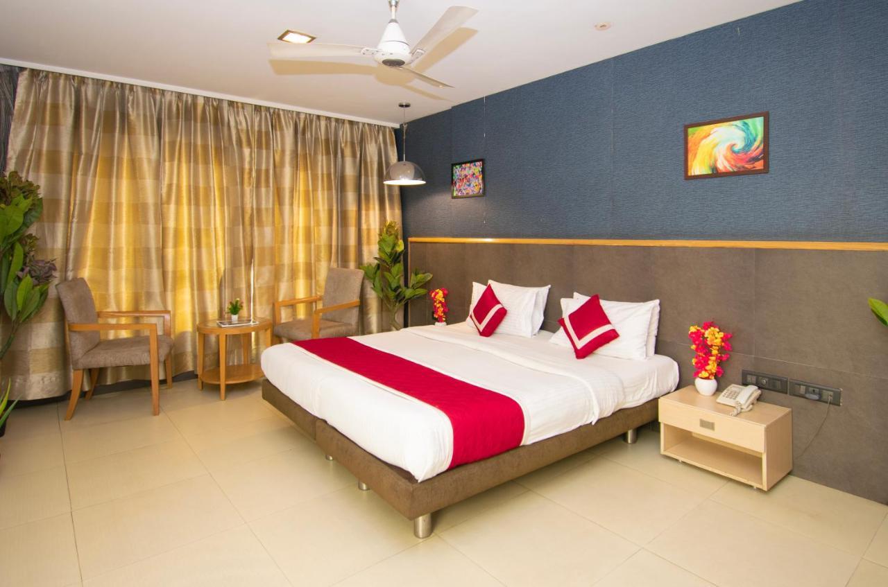 Octave Koregaon Park Pune Exterior photo