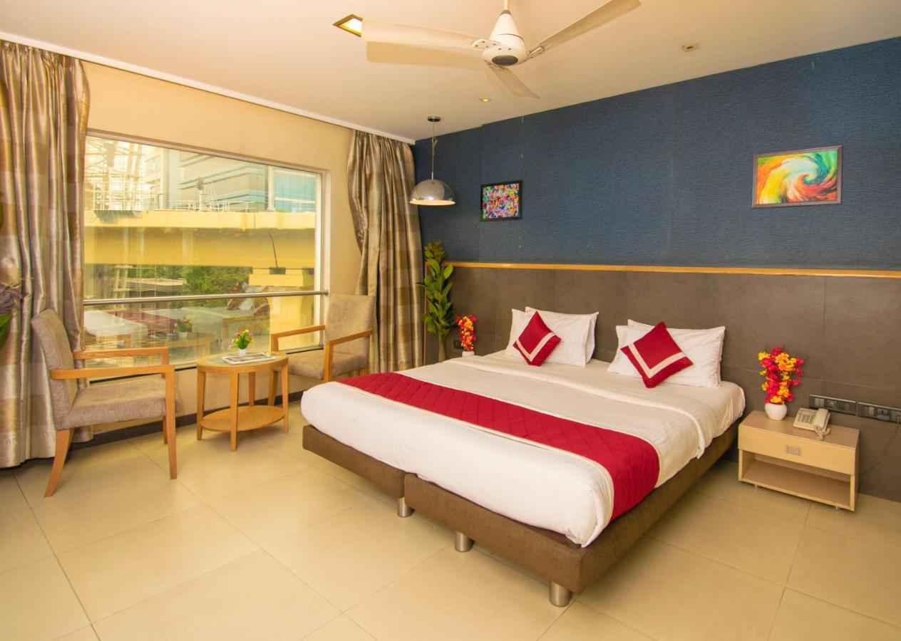 Octave Koregaon Park Pune Exterior photo